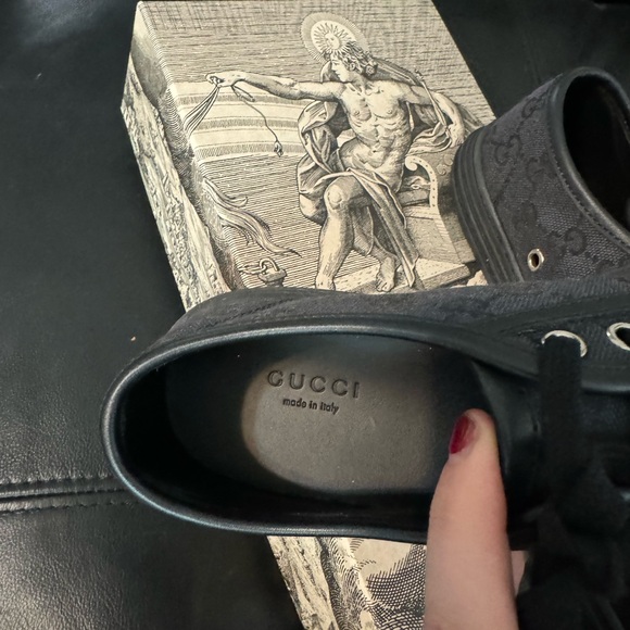 Gucci Women's GG Monogram Low-Top Sneakers EU 37, US 7 - Picture 2 of 10